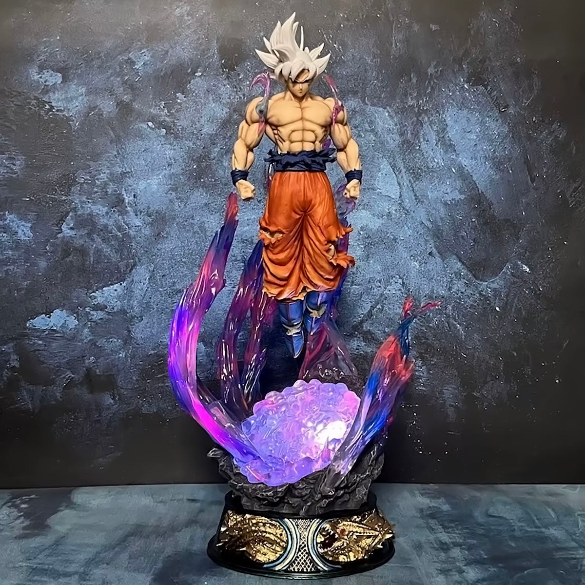 Dragon Ball - DRT031 - Anime Dragon Ball Figure Son Goku Action Figures Ultra Instinct Super Saiyan Statue Pvc Emit Light Model Collection Gifts