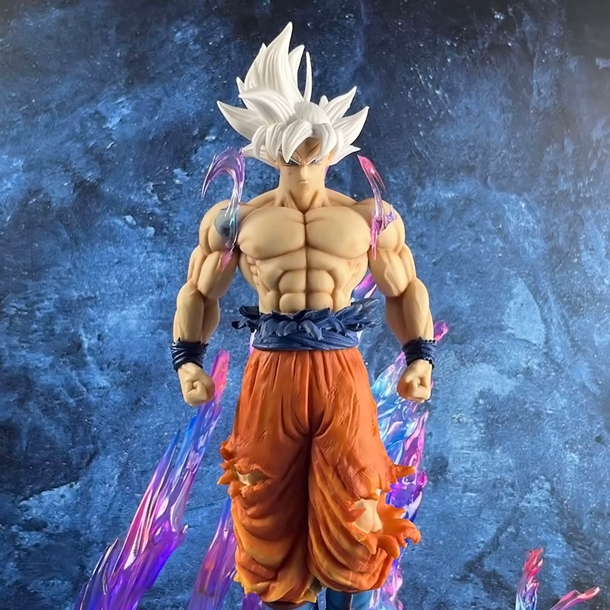 Dragon Ball - DRT031 - Anime Dragon Ball Figure Son Goku Action Figures Ultra Instinct Super Saiyan Statue Pvc Emit Light Model Collection Gifts