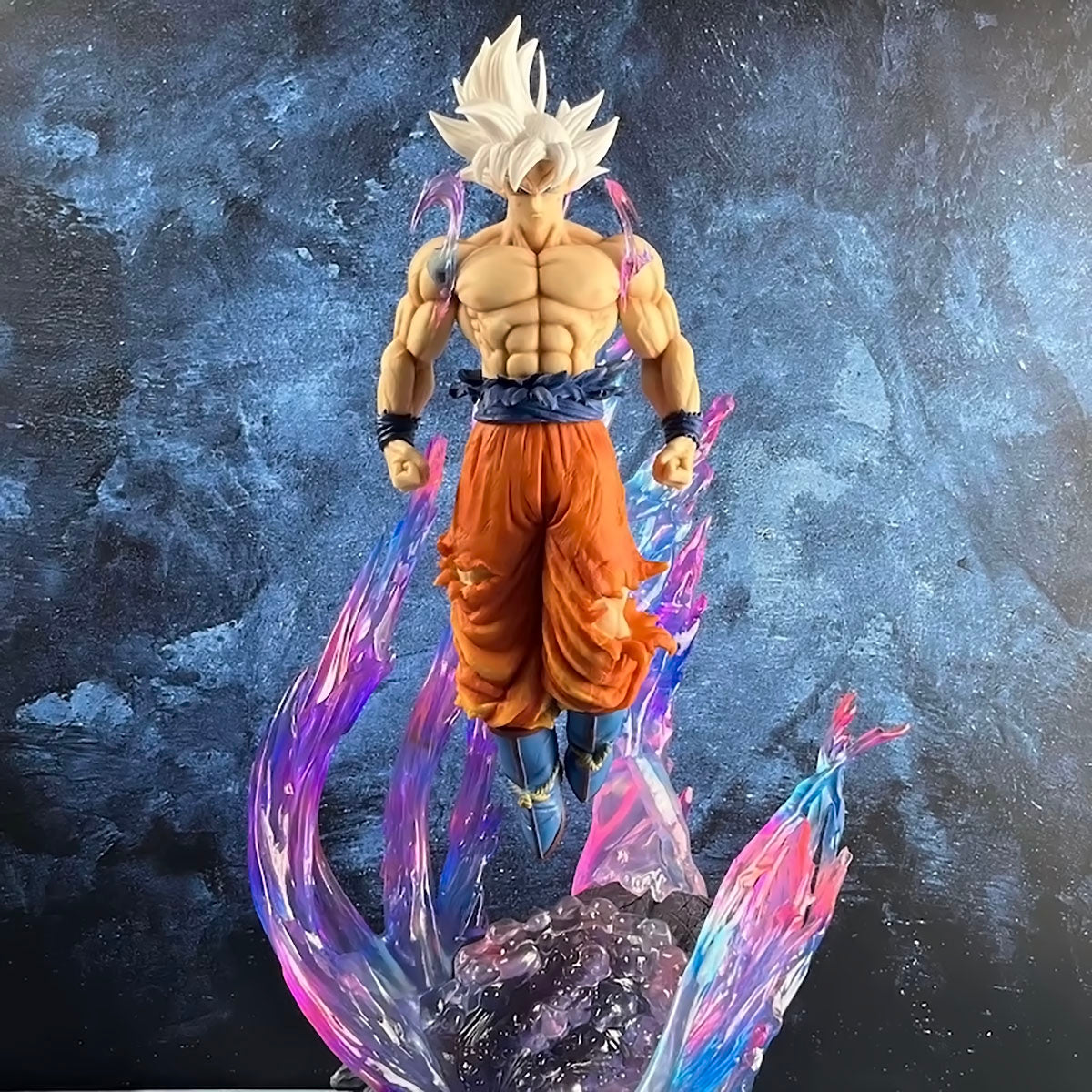 Dragon Ball - DRT031 - Anime Dragon Ball Figure Son Goku Action Figures Ultra Instinct Super Saiyan Statue Pvc Emit Light Model Collection Gifts