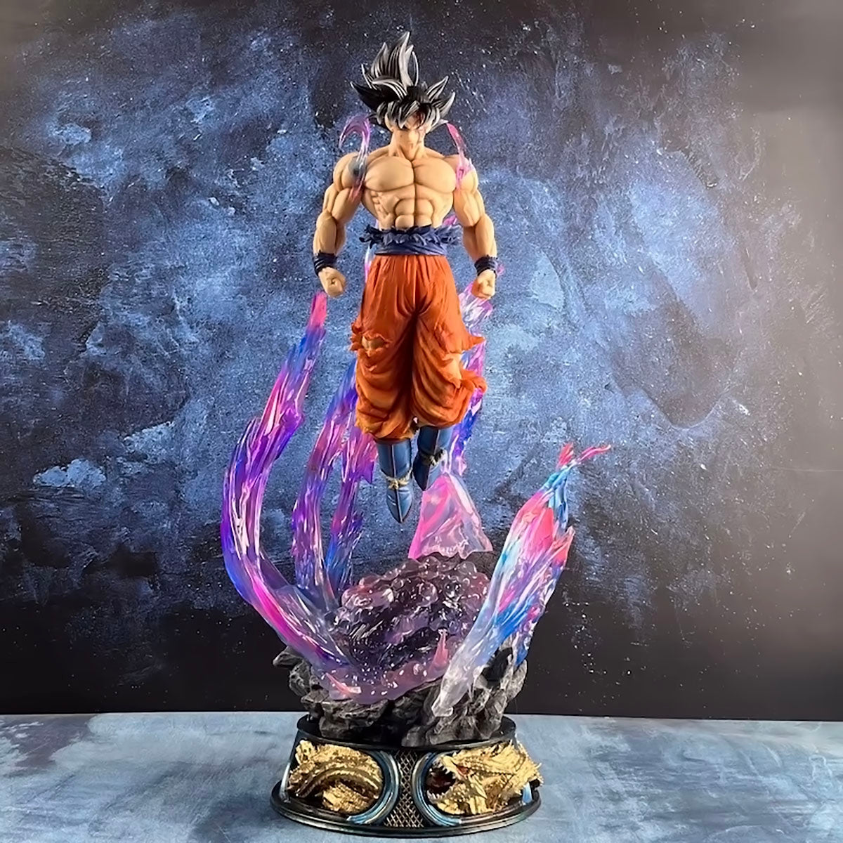 Dragon Ball - DRT031 - Anime Dragon Ball Figure Son Goku Action Figures Ultra Instinct Super Saiyan Statue Pvc Emit Light Model Collection Gifts